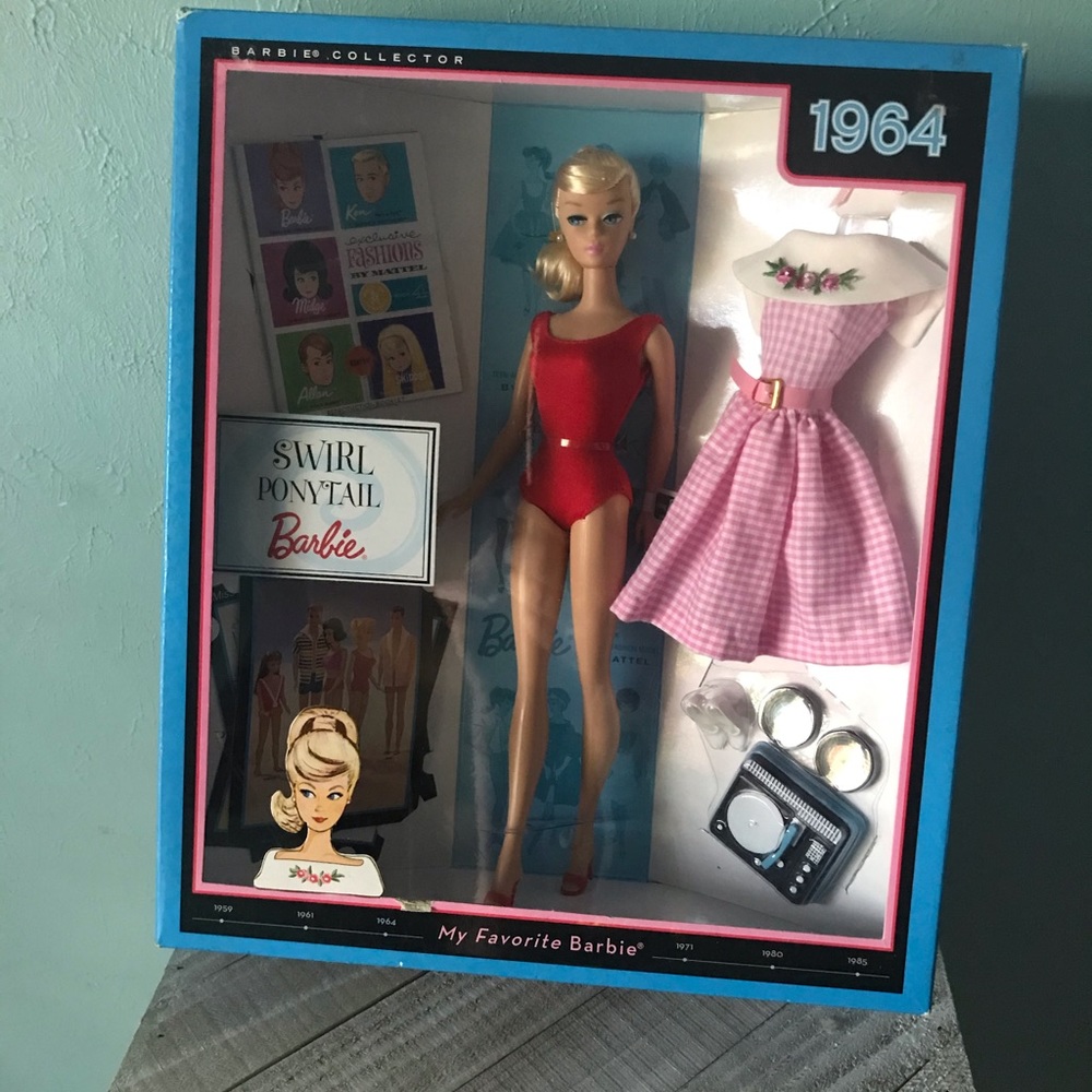 2009 Swirl Ponytail Barbie Doll